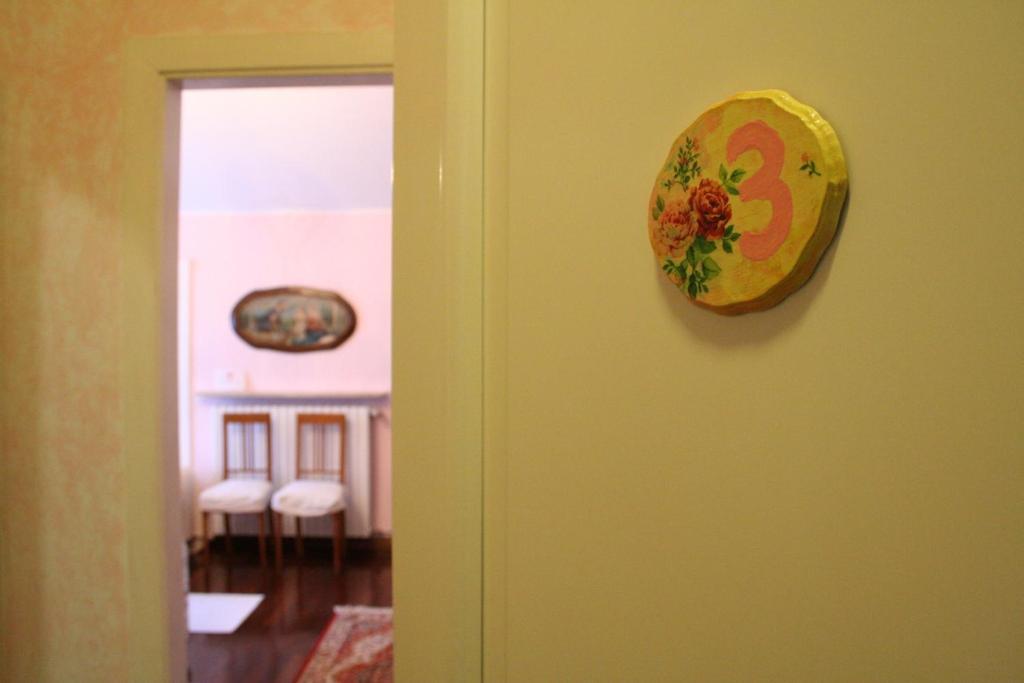 مانتوفا Corte Posta B&B - Parcheggio E Bagno In Camera الغرفة الصورة