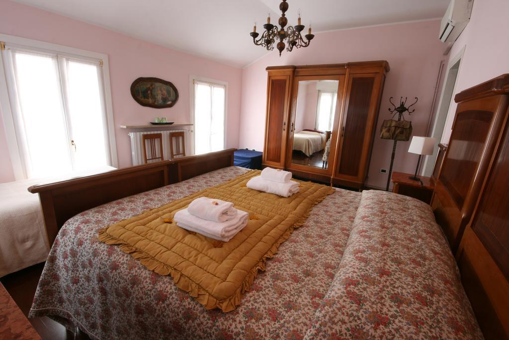 مانتوفا Corte Posta B&B - Parcheggio E Bagno In Camera المظهر الخارجي الصورة