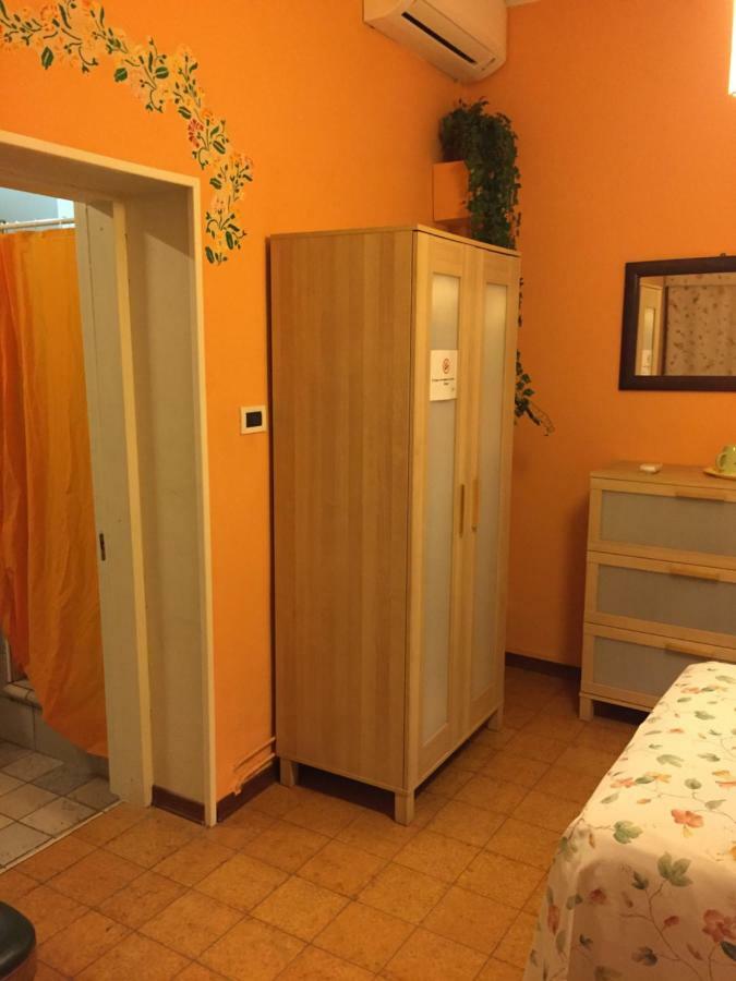 مانتوفا Corte Posta B&B - Parcheggio E Bagno In Camera المظهر الخارجي الصورة