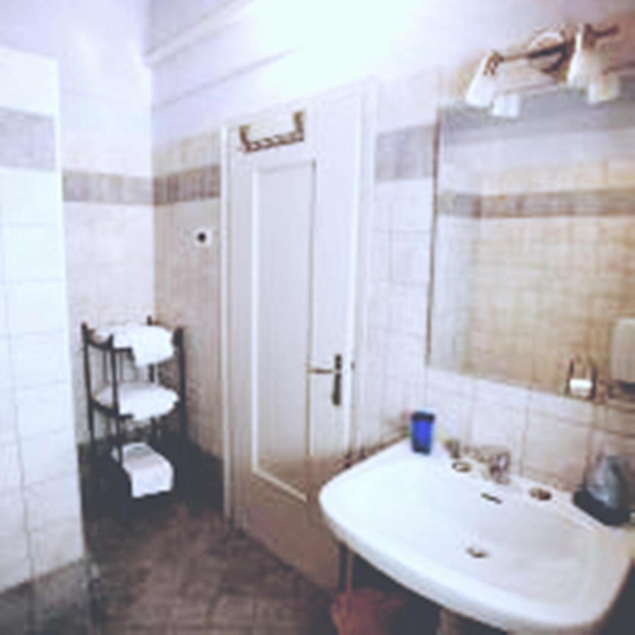 مانتوفا Corte Posta B&B - Parcheggio E Bagno In Camera المظهر الخارجي الصورة